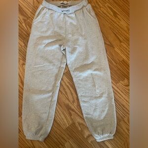Athleta girl sweatpants. Gray color. Size 8 - 10. good condition.